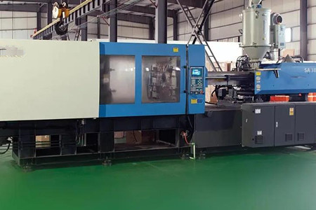 大型二板注塑機多少錢一臺？幾十萬到上百萬人民幣！