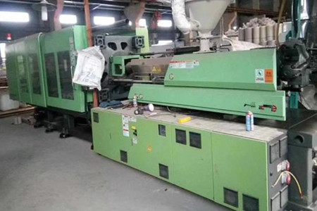 果筐注塑機(jī)廠家報價應(yīng)注意哪些問題？重點(diǎn)關(guān)注這9點(diǎn)！