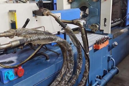 采購二手注塑機(jī)時需要注意哪些？掌握這幾點幫你避開采購誤區(qū)