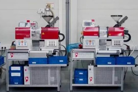 微型注塑機(jī)的價(jià)格范圍，幾萬(wàn)元到數(shù)十萬(wàn)元！